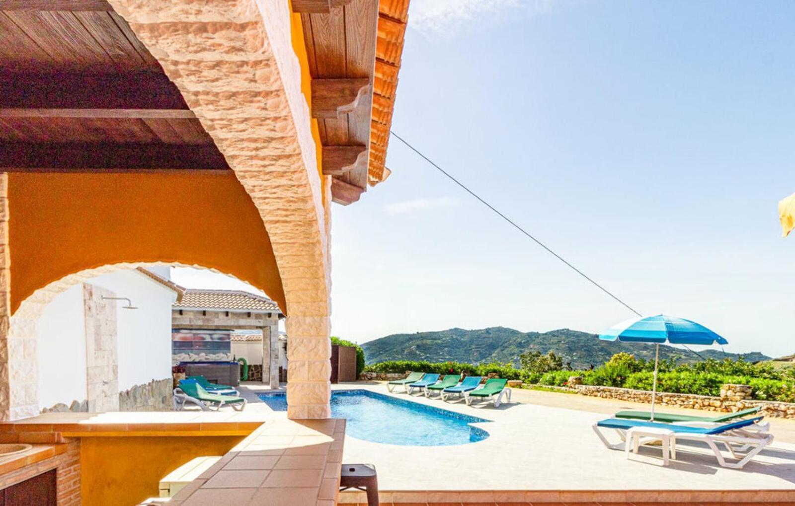 Villa Javier En Sayalonga Exteriér fotografie