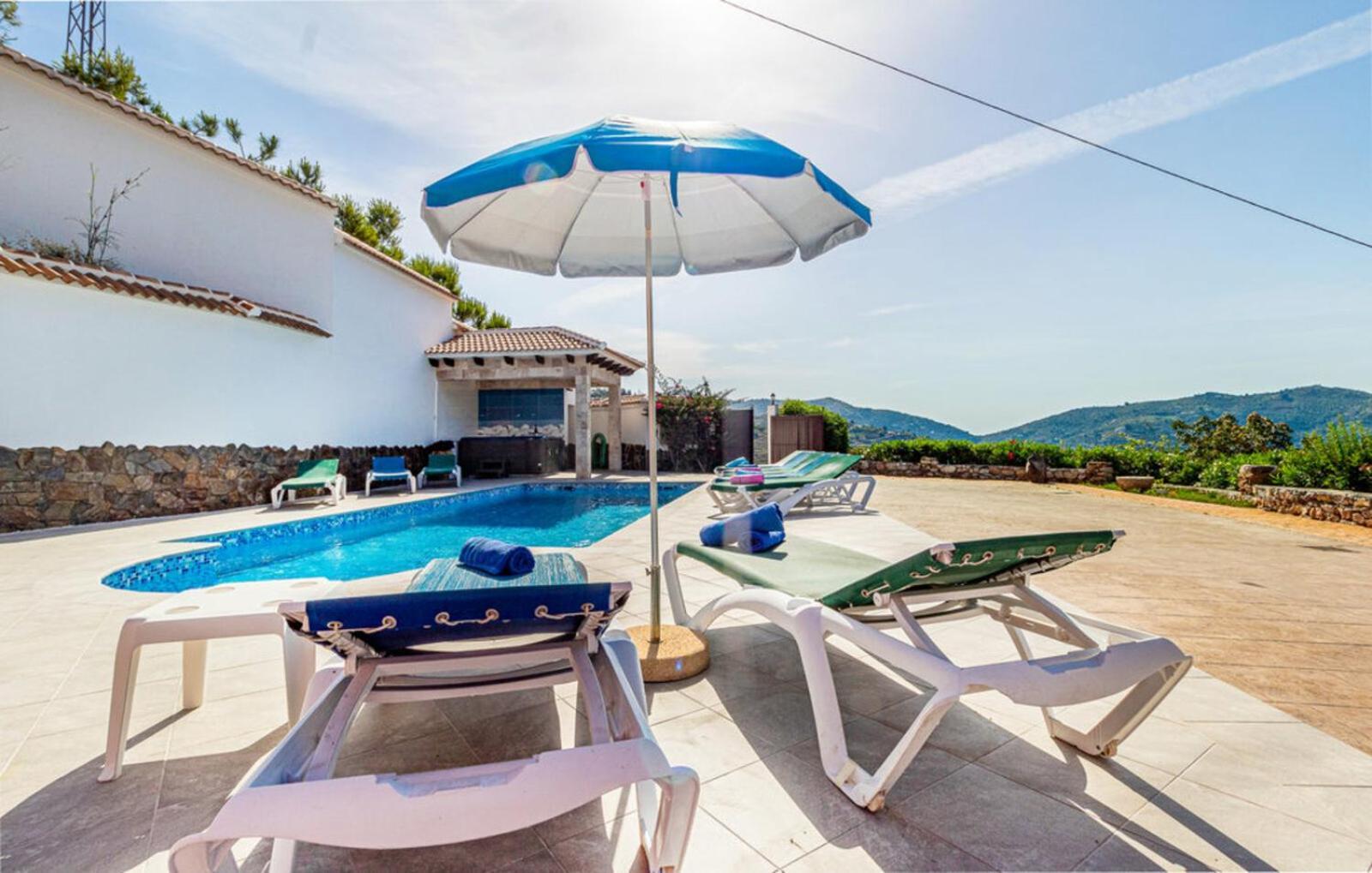 Villa Javier En Sayalonga Exteriér fotografie