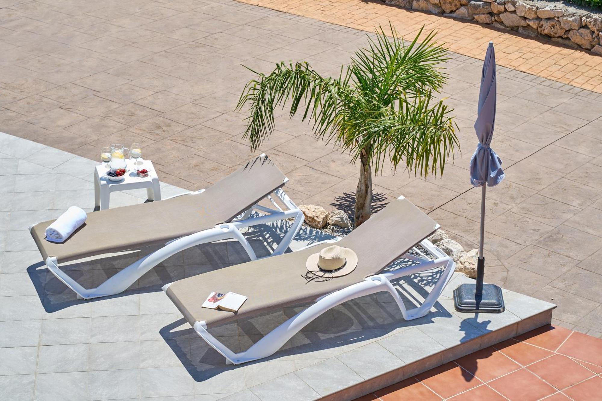 Villa Javier En Sayalonga Exteriér fotografie