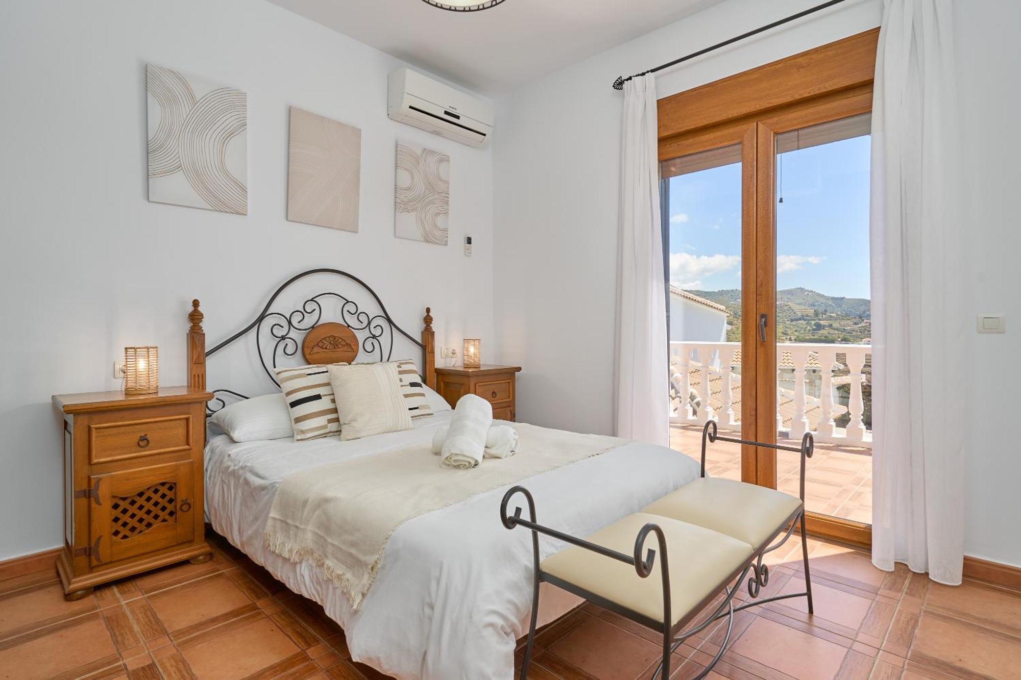 Villa Javier En Sayalonga Exteriér fotografie