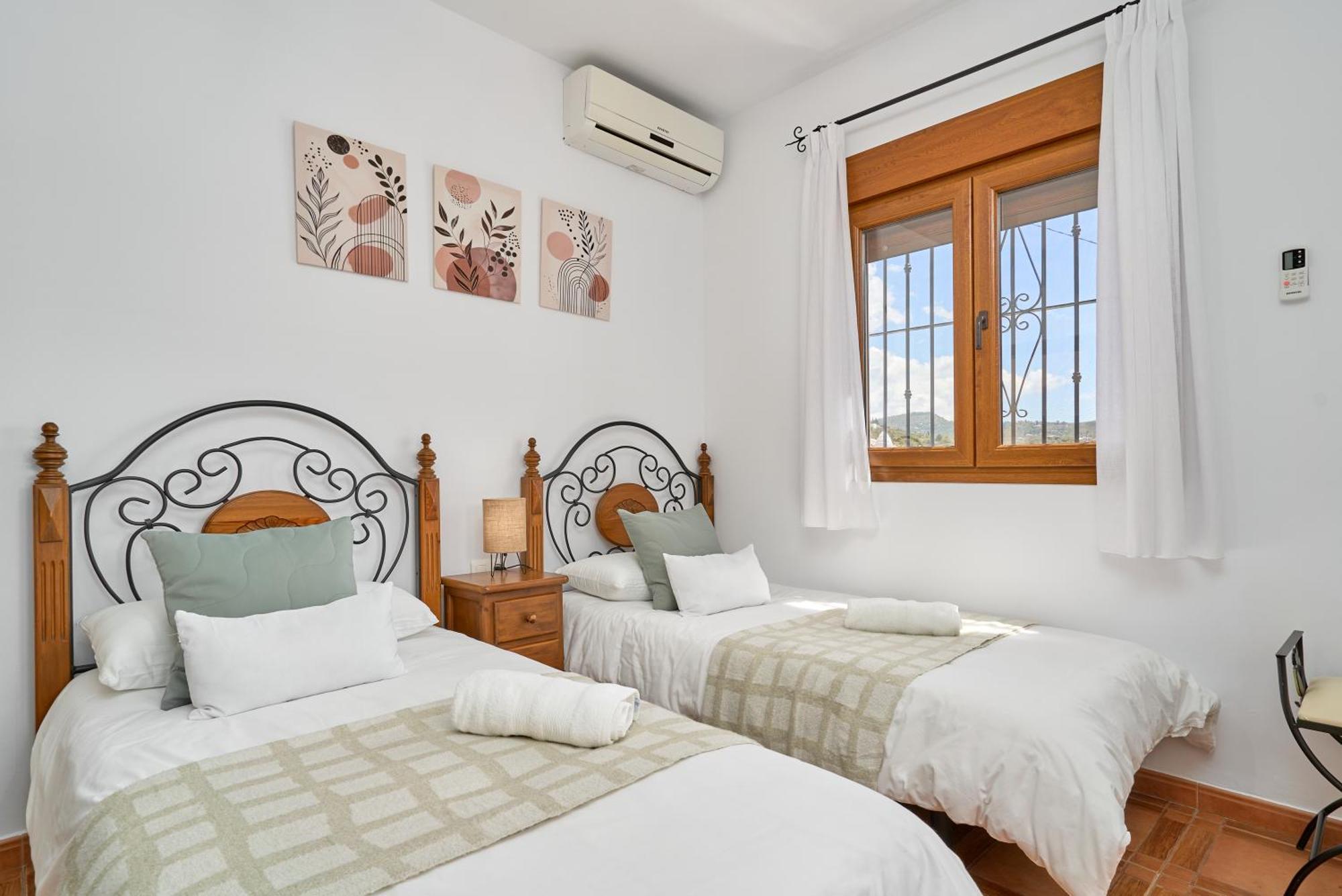 Villa Javier En Sayalonga Exteriér fotografie